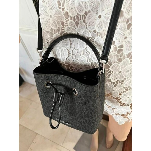 MICHAEL KORS SURI Small Logo Bucket Crossbody Black Signature Canvas NWT $398 - Picture 10 of 12